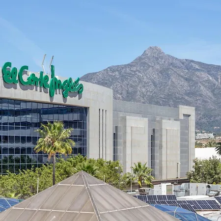 Marina Banus Ll Marbella