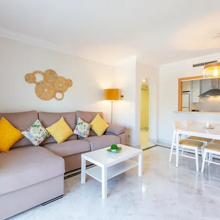 Marina Banus Ll Apartment *